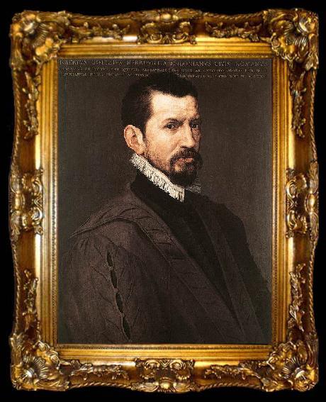 framed  Anthonis Mor Portrait of Hubert Goltzius, ta009-2